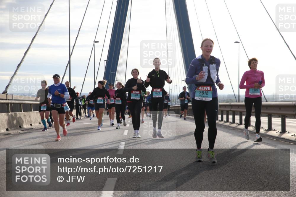 03.10.2024 - Köhlbrandbrückenlauf Jannik Wohlers http://msf.ph/oto/7251217 03.10.2024 09:27:14 Position 1 1510, 1992, 1079, 1526, 2812, 1608 meine-sportfotos.de