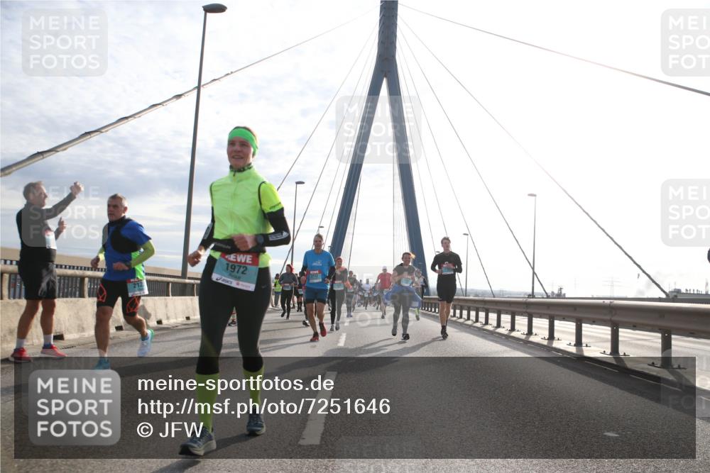 03.10.2024 - Köhlbrandbrückenlauf Jannik Wohlers http://msf.ph/oto/7251646 03.10.2024 09:27:29 Position 1 1972 meine-sportfotos.de