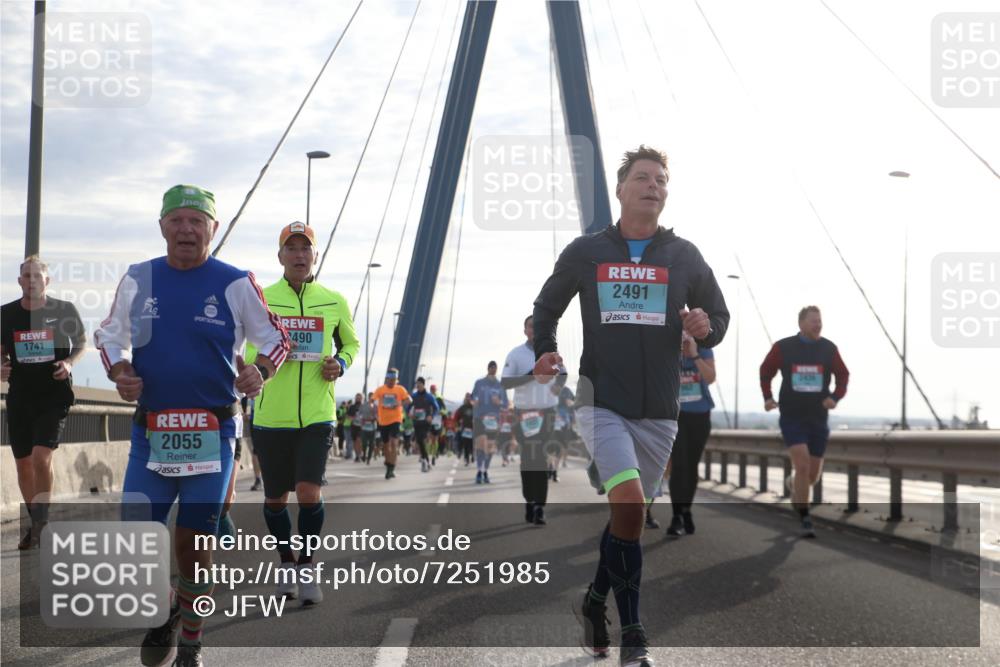 03.10.2024 - Köhlbrandbrückenlauf Jannik Wohlers http://msf.ph/oto/7251985 03.10.2024 09:27:36 Position 1 1741, 490, 2055, 2491 meine-sportfotos.de