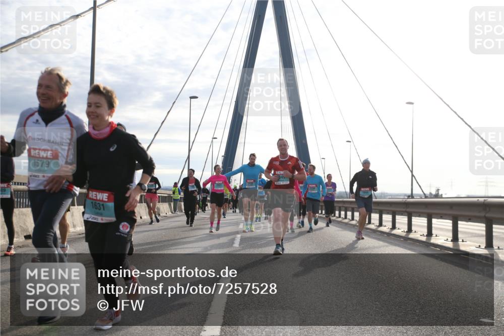 03.10.2024 - Köhlbrandbrückenlauf Jannik Wohlers http://msf.ph/oto/7257528 03.10.2024 09:28:33 Position 1 509, 1579, 1631, 1133, 2051, 1946 meine-sportfotos.de