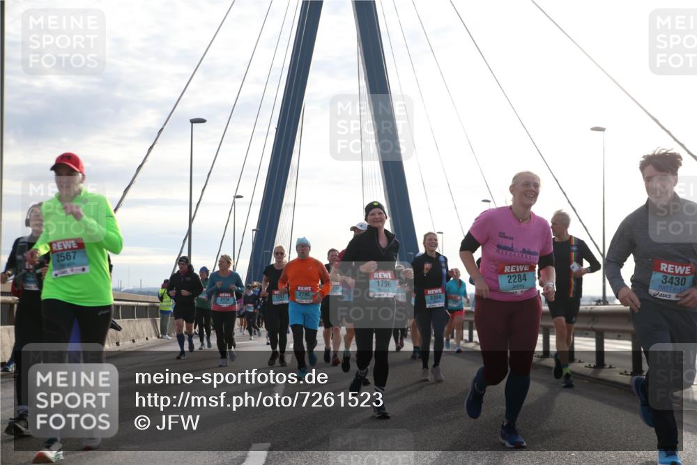 03.10.2024 - Köhlbrandbrückenlauf Jannik Wohlers http://msf.ph/oto/7261523 03.10.2024 09:29:09 Position 1 2567, 1291, 2195, 2114, 1796, 2354, 2284, 3430 meine-sportfotos.de