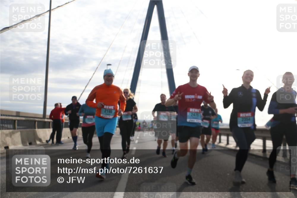03.10.2024 - Köhlbrandbrückenlauf Jannik Wohlers http://msf.ph/oto/7261637 03.10.2024 09:29:12 Position 1 2195, 10, 34, 2479, 2354 meine-sportfotos.de