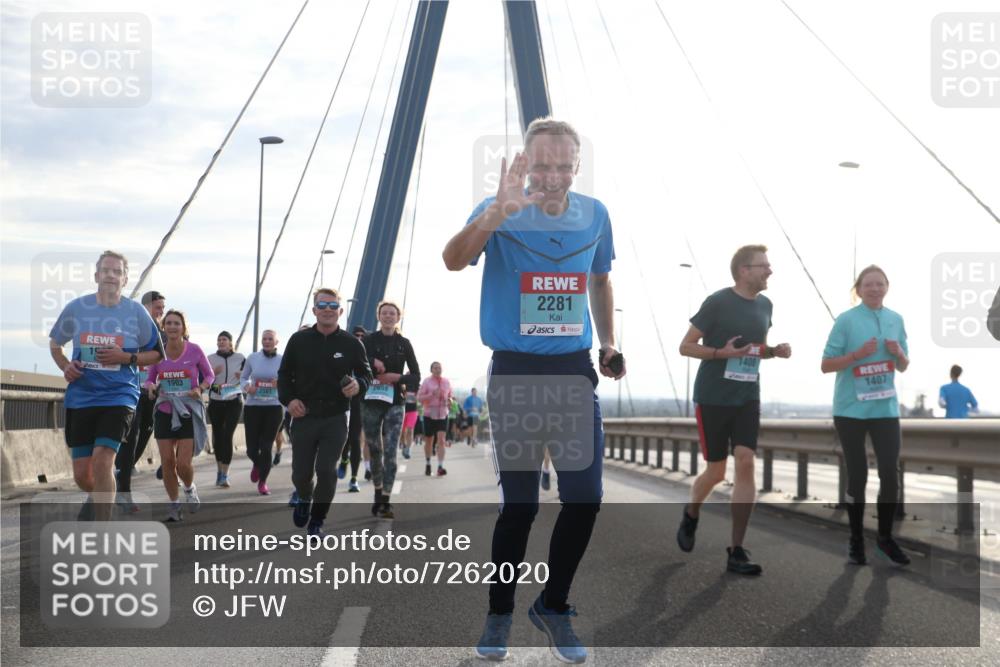 03.10.2024 - Köhlbrandbrückenlauf Jannik Wohlers http://msf.ph/oto/7262020 03.10.2024 09:29:20 Position 1 15, 1903, 2501, 2281, 1408, 1407 meine-sportfotos.de