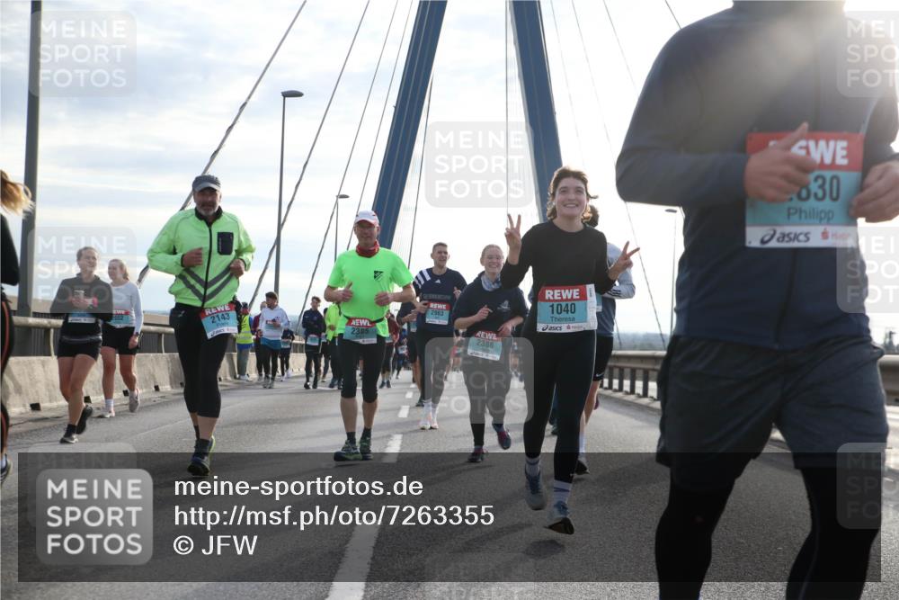 03.10.2024 - Köhlbrandbrückenlauf Jannik Wohlers http://msf.ph/oto/7263355 03.10.2024 09:29:37 Position 1 2143, 2963, 2385, 2386, 1040, 830 meine-sportfotos.de
