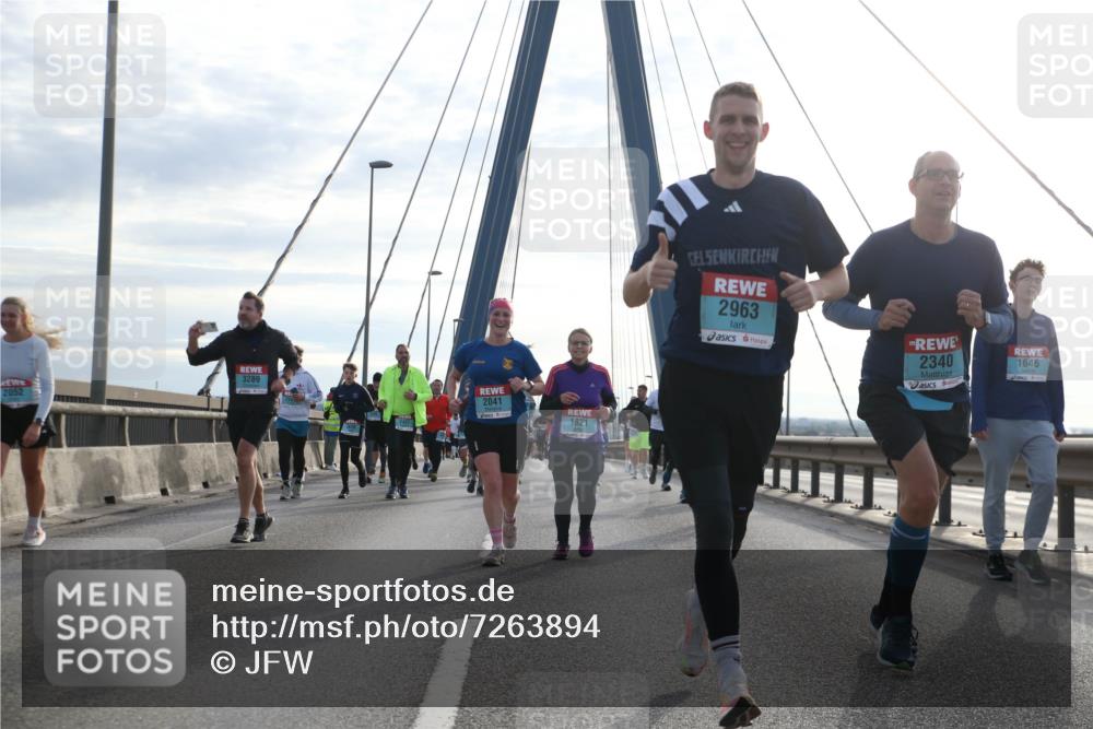 03.10.2024 - Köhlbrandbrückenlauf Jannik Wohlers http://msf.ph/oto/7263894 03.10.2024 09:29:40 Position 1 3289, 2052, 2041, 1821, 2963, 2340, 1646 meine-sportfotos.de