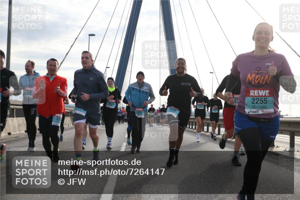 03.10.2024 - Köhlbrandbrückenlauf Jannik Wohlers http://msf.ph/oto/7264147 03.10.2024 09:29:46 Position 1 280, 33, 2229, 1428, 2241, 2317, 1542, 13, 2255 meine-sportfotos.de
