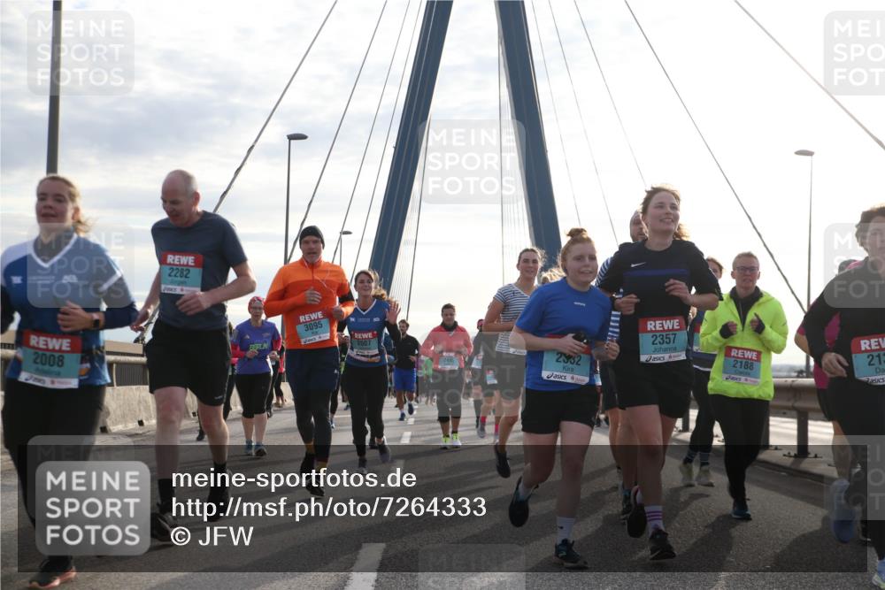 03.10.2024 - Köhlbrandbrückenlauf Jannik Wohlers http://msf.ph/oto/7264333 03.10.2024 09:30:00 Position 1 1111, 2008, 2282, 3095, 2007, 2485, 2932, 2357, 213, 2188 meine-sportfotos.de