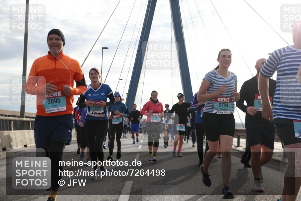 03.10.2024 - Köhlbrandbrückenlauf Jannik Wohlers http://msf.ph/oto/7264498 03.10.2024 09:30:01 Position 1 3095, 200, 2704, 1783, 248 meine-sportfotos.de