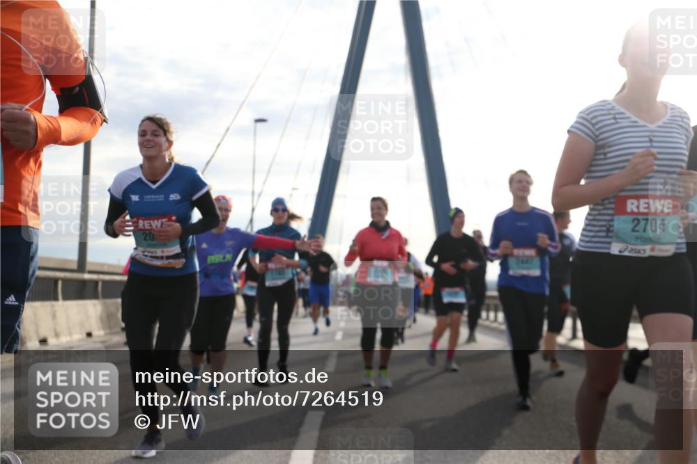 03.10.2024 - Köhlbrandbrückenlauf Jannik Wohlers http://msf.ph/oto/7264519 03.10.2024 09:30:02 Position 1 20, 2704, 1783 meine-sportfotos.de
