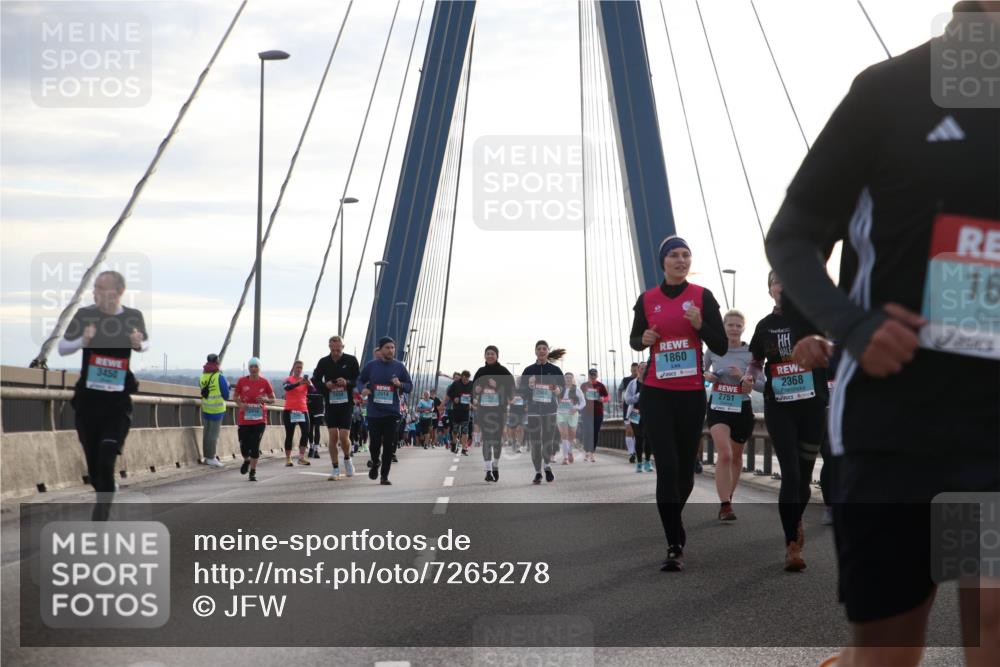 03.10.2024 - Köhlbrandbrückenlauf Jannik Wohlers http://msf.ph/oto/7265278 03.10.2024 09:30:16 Position 1 2514, 3450, 1860, 2751, 2368, 16 meine-sportfotos.de
