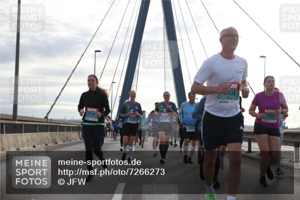 03.10.2024 - Köhlbrandbrückenlauf Jannik Wohlers http://msf.ph/oto/7266273 03.10.2024 09:30:38 Position 1 1594, 1775, 1786, 1625, 438, 1534 meine-sportfotos.de