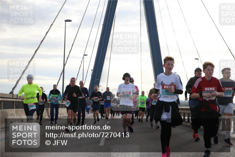 03.10.2024 - Köhlbrandbrückenlauf Jannik Wohlers http://msf.ph/oto/7270413 03.10.2024 09:31:10 Position 1 2888, 30, 2257, 3738, 3188, 2280 meine-sportfotos.de