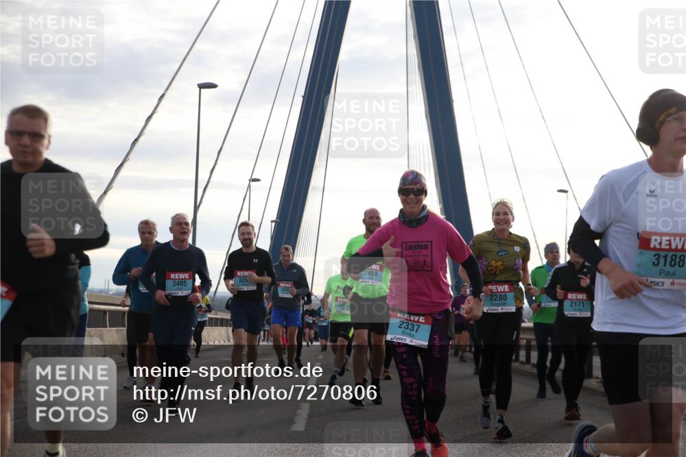 03.10.2024 - Köhlbrandbrückenlauf Jannik Wohlers http://msf.ph/oto/7270806 03.10.2024 09:31:13 Position 1 3405, 2408, 325, 3039, 2407, 2337, 2280, 2171, 3188 meine-sportfotos.de