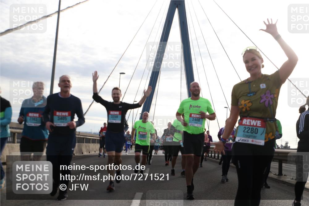03.10.2024 - Köhlbrandbrückenlauf Jannik Wohlers http://msf.ph/oto/7271521 03.10.2024 09:31:15 Position 1 3405, 2383, 3259, 2407, 2408, 2280 meine-sportfotos.de