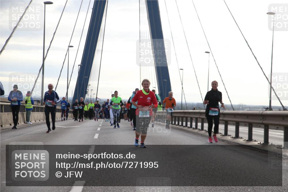 03.10.2024 - Köhlbrandbrückenlauf Jannik Wohlers http://msf.ph/oto/7271995 03.10.2024 09:31:29 Position 1 2145, 1357 meine-sportfotos.de