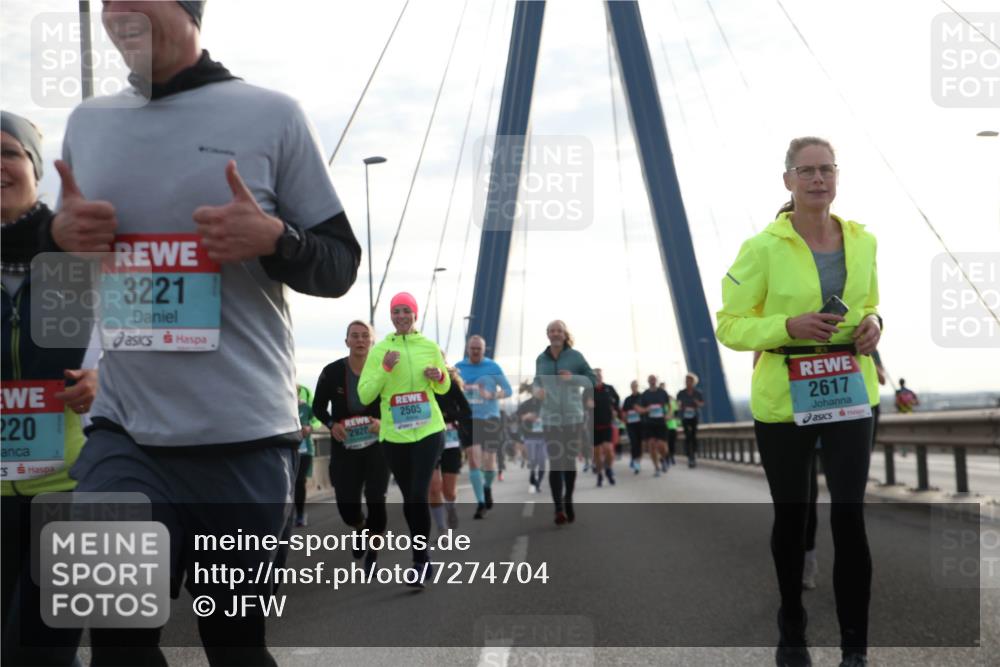 03.10.2024 - Köhlbrandbrückenlauf Jannik Wohlers http://msf.ph/oto/7274704 03.10.2024 09:31:53 Position 1 220, 3221, 2505, 2920, 2617 meine-sportfotos.de