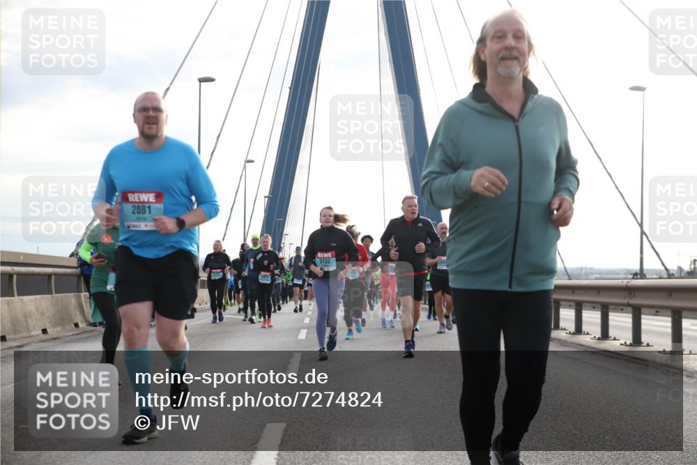 03.10.2024 - Köhlbrandbrückenlauf Jannik Wohlers http://msf.ph/oto/7274824 03.10.2024 09:31:57 Position 1 2081, 3132 meine-sportfotos.de