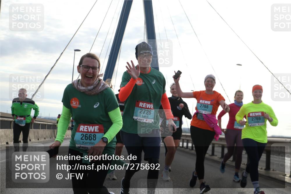 03.10.2024 - Köhlbrandbrückenlauf Jannik Wohlers http://msf.ph/oto/7275692 03.10.2024 09:32:13 Position 1 2226, 2668, 2726, 2768, 2769 meine-sportfotos.de