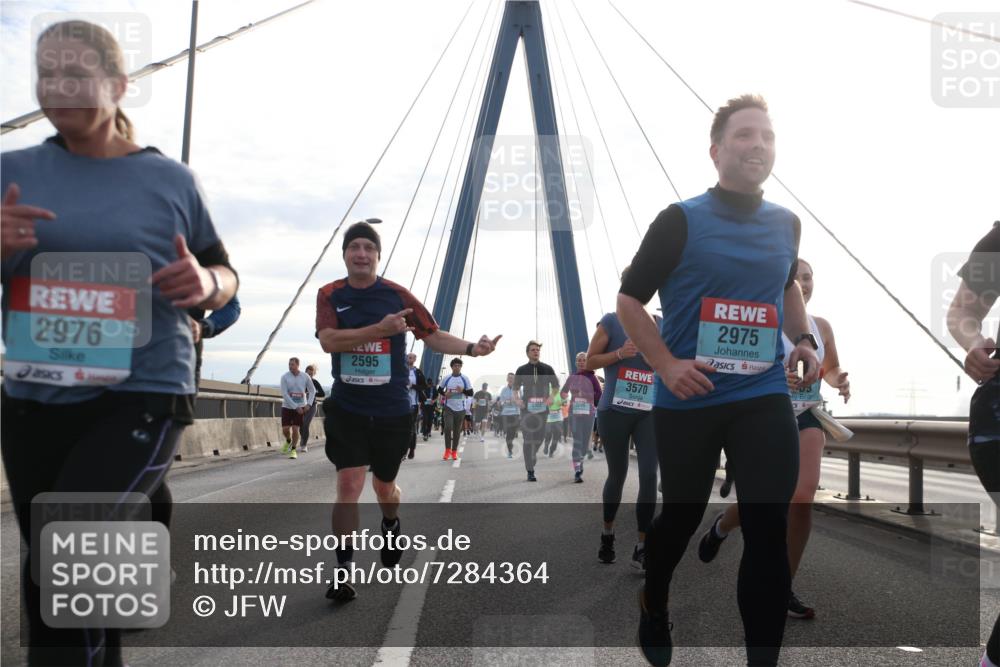 03.10.2024 - Köhlbrandbrückenlauf Jannik Wohlers http://msf.ph/oto/7284364 03.10.2024 09:32:25 Position 1 2976, 2595, 2246, 3570, 2975 meine-sportfotos.de