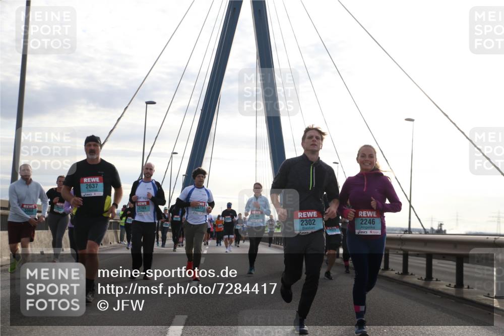 03.10.2024 - Köhlbrandbrückenlauf Jannik Wohlers http://msf.ph/oto/7284417 03.10.2024 09:32:28 Position 1 3068, 2637, 2785, 2677, 3205, 2302, 2246 meine-sportfotos.de