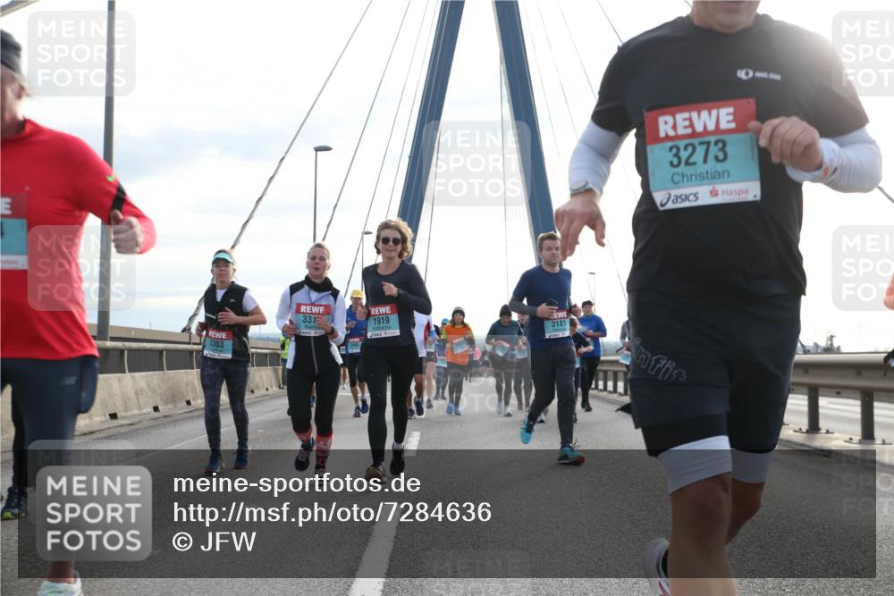 03.10.2024 - Köhlbrandbrückenlauf Jannik Wohlers http://msf.ph/oto/7284636 03.10.2024 09:32:36 Position 1 1, 2303, 337, 1919, 1445, 3181, 3273 meine-sportfotos.de