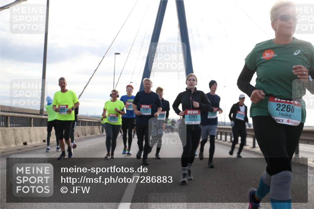 03.10.2024 - Köhlbrandbrückenlauf Jannik Wohlers http://msf.ph/oto/7286883 03.10.2024 09:33:11 Position 1 2646, 2619, 3707, 2201, 2260 meine-sportfotos.de