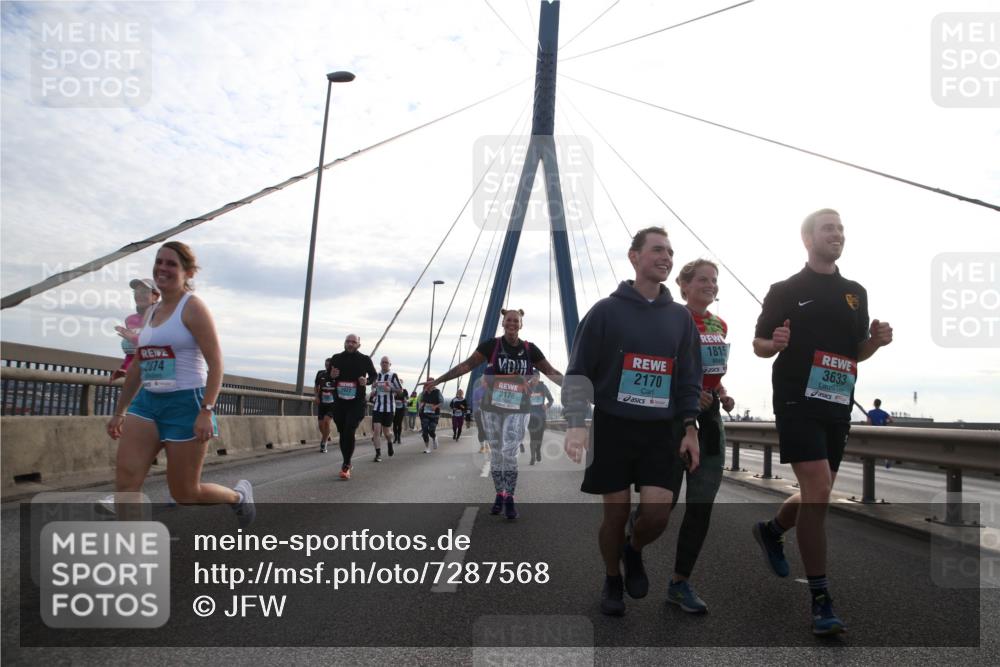 03.10.2024 - Köhlbrandbrückenlauf Jannik Wohlers http://msf.ph/oto/7287568 03.10.2024 09:33:30 Position 1 2874, 1922, 3176, 2170, 1815, 3633 meine-sportfotos.de