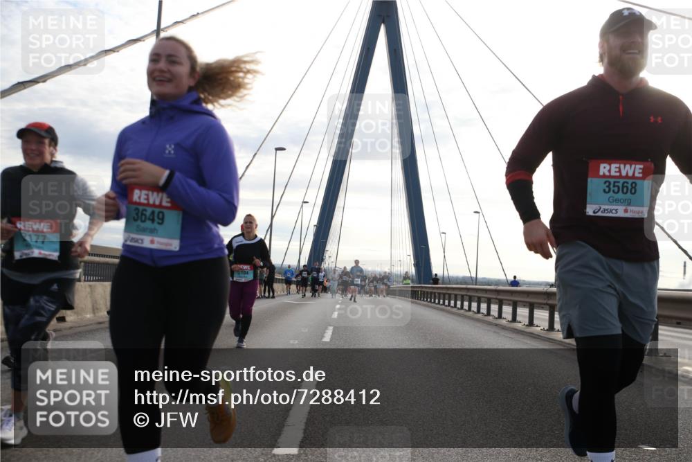 03.10.2024 - Köhlbrandbrückenlauf Jannik Wohlers http://msf.ph/oto/7288412 03.10.2024 09:33:35 Position 1 2177, 3649, 104, 3568 meine-sportfotos.de