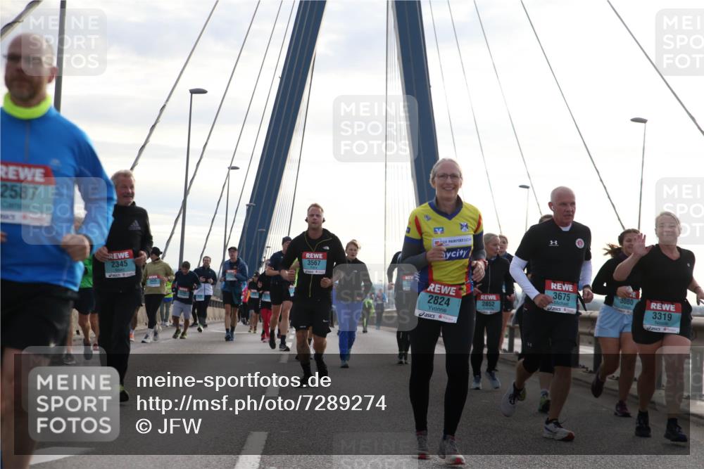 03.10.2024 - Köhlbrandbrückenlauf Jannik Wohlers http://msf.ph/oto/7289274 03.10.2024 09:33:54 Position 1 2587, 2345, 3567, 2824, 2852, 3675, 3080, 3319 meine-sportfotos.de