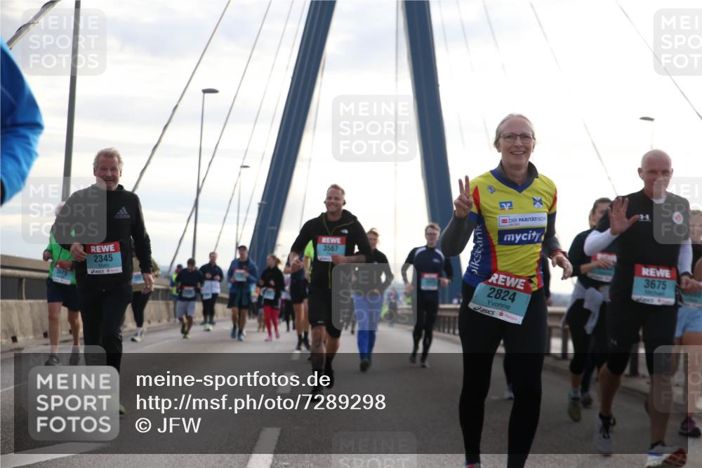 03.10.2024 - Köhlbrandbrückenlauf Jannik Wohlers http://msf.ph/oto/7289298 03.10.2024 09:33:54 Position 1 2345, 3567, 2824, 3675 meine-sportfotos.de