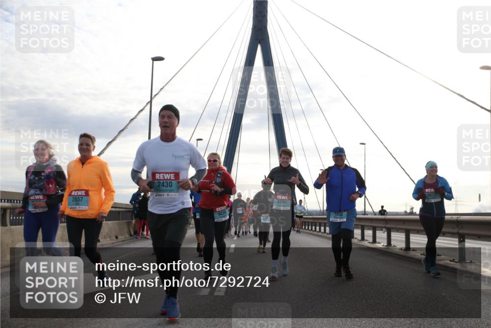 03.10.2024 - Köhlbrandbrückenlauf Jannik Wohlers http://msf.ph/oto/7292724 03.10.2024 09:34:14 Position 1 2657, 2430, 3226, 1426, 3232, 1853, 3672 meine-sportfotos.de