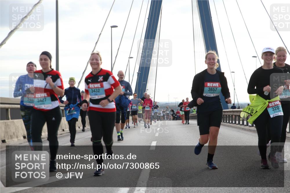 03.10.2024 - Köhlbrandbrückenlauf Jannik Wohlers http://msf.ph/oto/7300865 03.10.2024 09:35:16 Position 1 3432, 3485, 3427, 3657, 3201, 191 meine-sportfotos.de