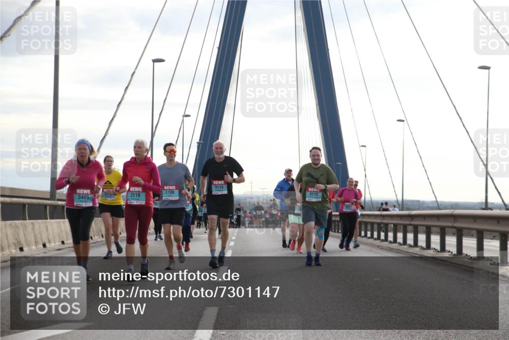 03.10.2024 - Köhlbrandbrückenlauf Jannik Wohlers http://msf.ph/oto/7301147 03.10.2024 09:35:23 Position 1 3114, 1100, 31, 3469, 2516, 3115 meine-sportfotos.de