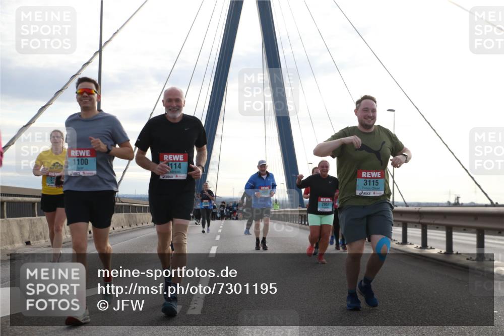 03.10.2024 - Köhlbrandbrückenlauf Jannik Wohlers http://msf.ph/oto/7301195 03.10.2024 09:35:26 Position 1 31, 1100, 114, 3563, 2957, 3115 meine-sportfotos.de