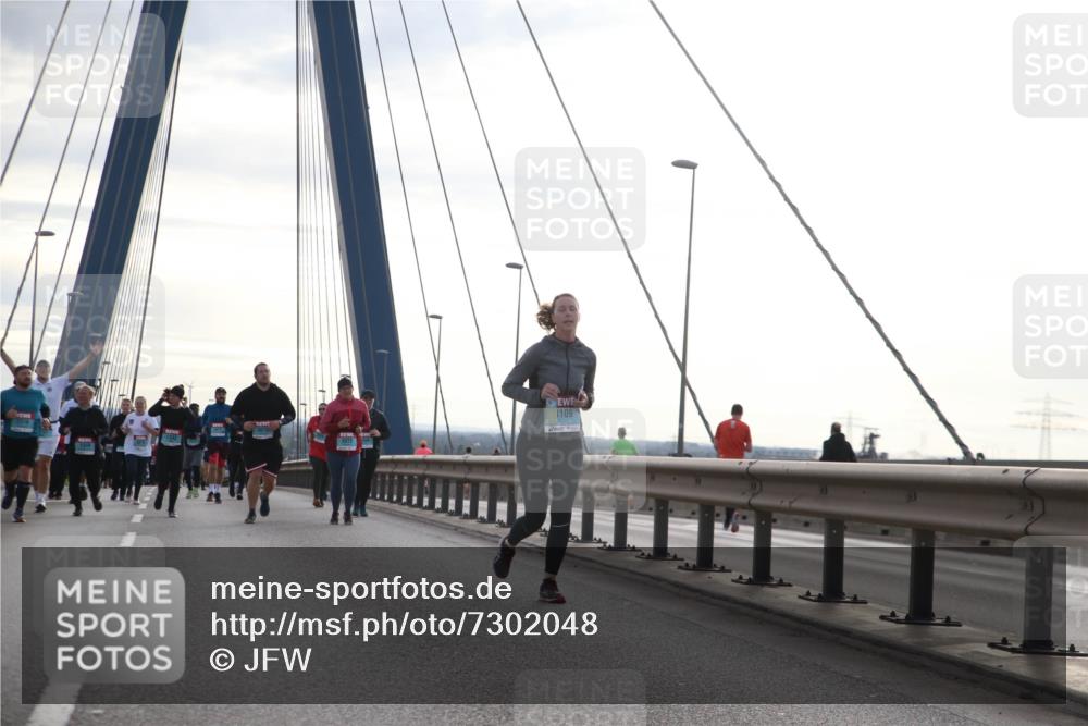 03.10.2024 - Köhlbrandbrückenlauf Jannik Wohlers http://msf.ph/oto/7302048 03.10.2024 09:35:40 Position 1 1109 meine-sportfotos.de