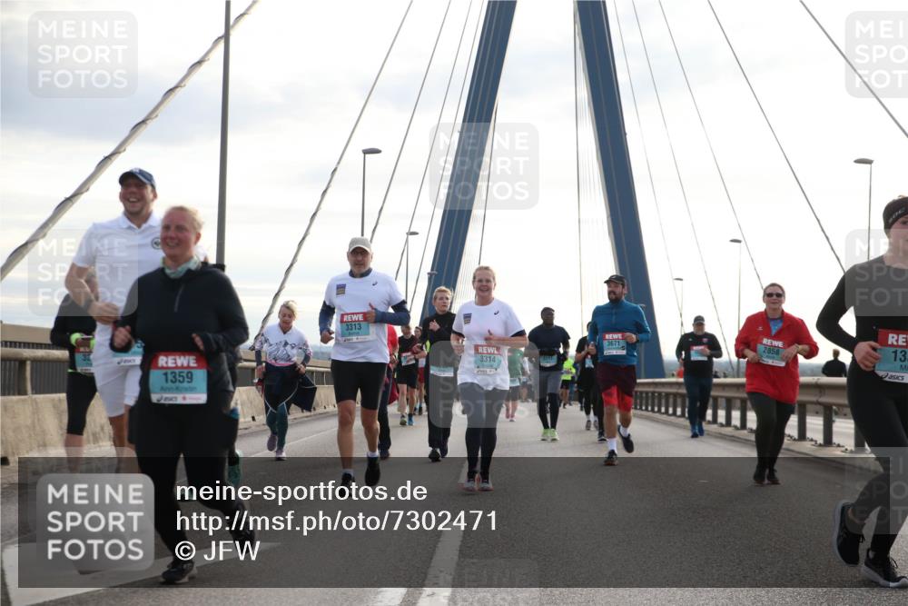 03.10.2024 - Köhlbrandbrückenlauf Jannik Wohlers http://msf.ph/oto/7302471 03.10.2024 09:35:49 Position 1 3313, 3671, 3314, 3711, 1359, 13, 2858 meine-sportfotos.de
