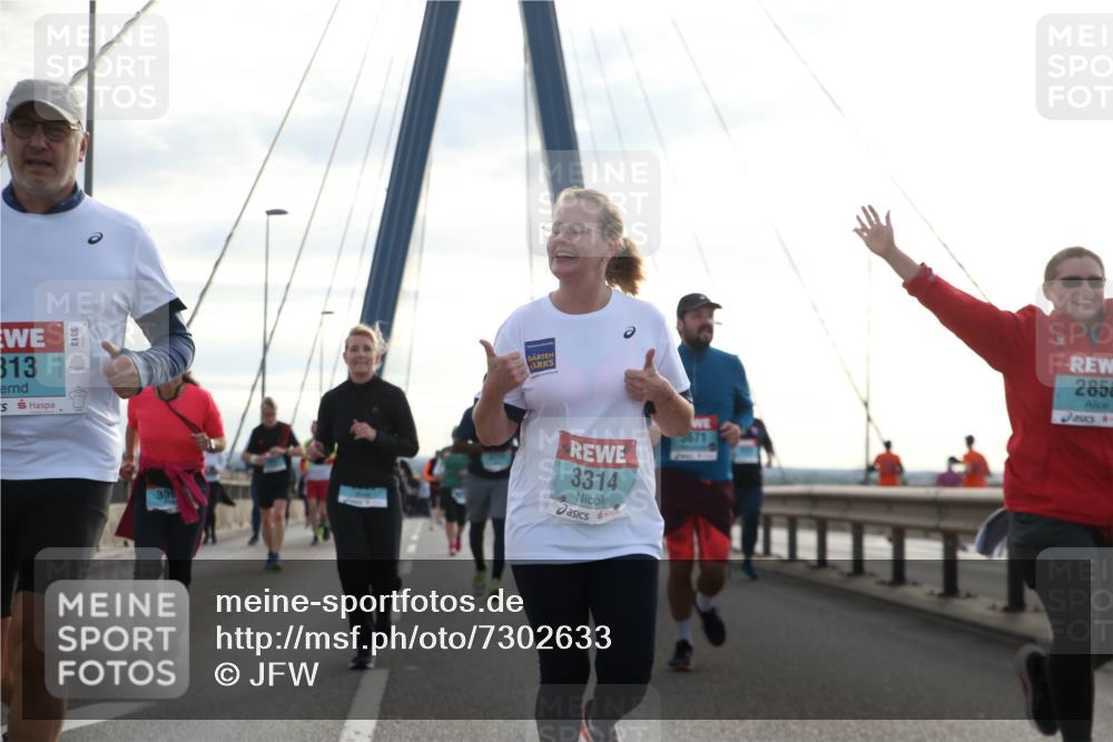 03.10.2024 - Köhlbrandbrückenlauf Jannik Wohlers http://msf.ph/oto/7302633 03.10.2024 09:35:52 Position 1 13, 3313, 338, 3314, 3671, 285 meine-sportfotos.de