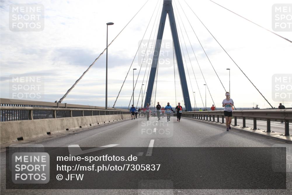 03.10.2024 - Köhlbrandbrückenlauf Jannik Wohlers http://msf.ph/oto/7305837 03.10.2024 09:37:38 Position 1  meine-sportfotos.de