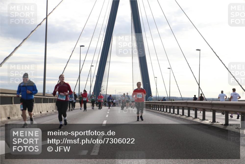 03.10.2024 - Köhlbrandbrückenlauf Jannik Wohlers http://msf.ph/oto/7306022 03.10.2024 09:37:50 Position 1 3604 meine-sportfotos.de