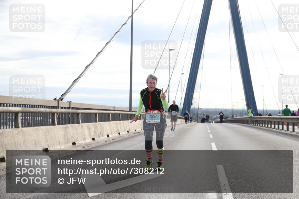 03.10.2024 - Köhlbrandbrückenlauf Jannik Wohlers http://msf.ph/oto/7308212 03.10.2024 09:40:11 Position 1 3557 meine-sportfotos.de