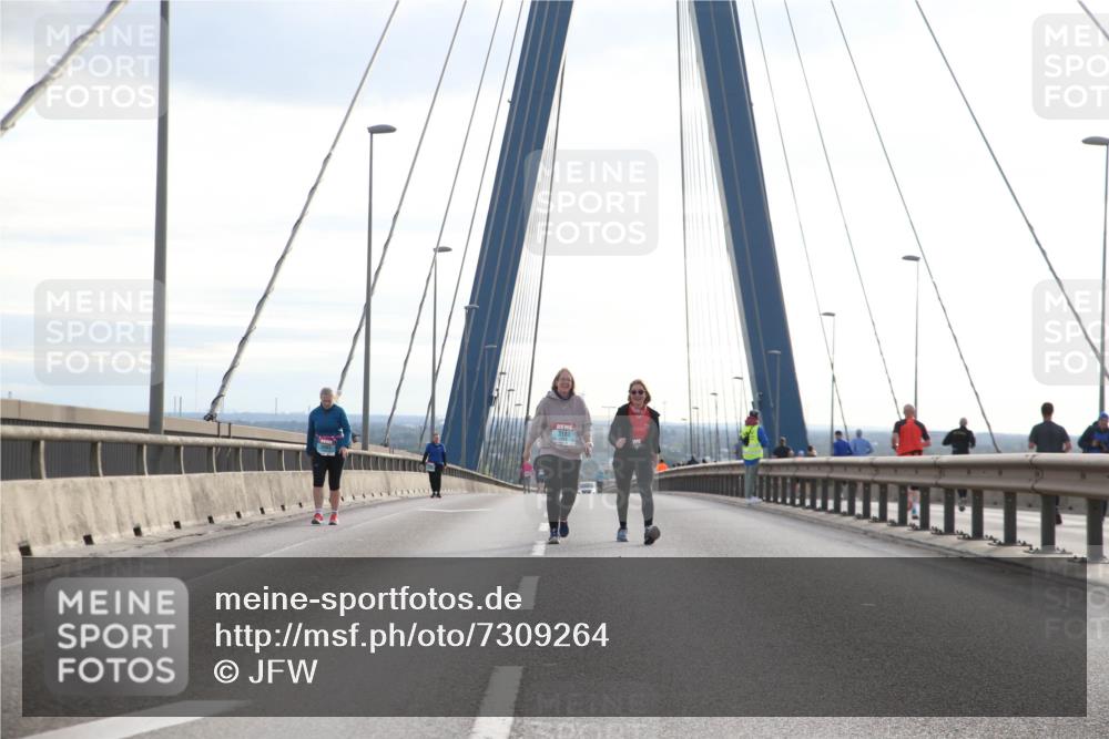 03.10.2024 - Köhlbrandbrückenlauf Jannik Wohlers http://msf.ph/oto/7309264 03.10.2024 09:40:38 Position 1 3180 meine-sportfotos.de