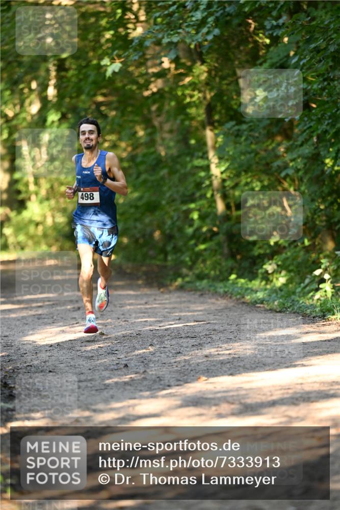 06.10.2024 - Bramfelder Halbmarathon 2024 Dr. Thomas Lammeyer http://msf.ph/oto/7333913 06.10.2024 09:47:02 Laufen 498 meine-sportfotos.de
