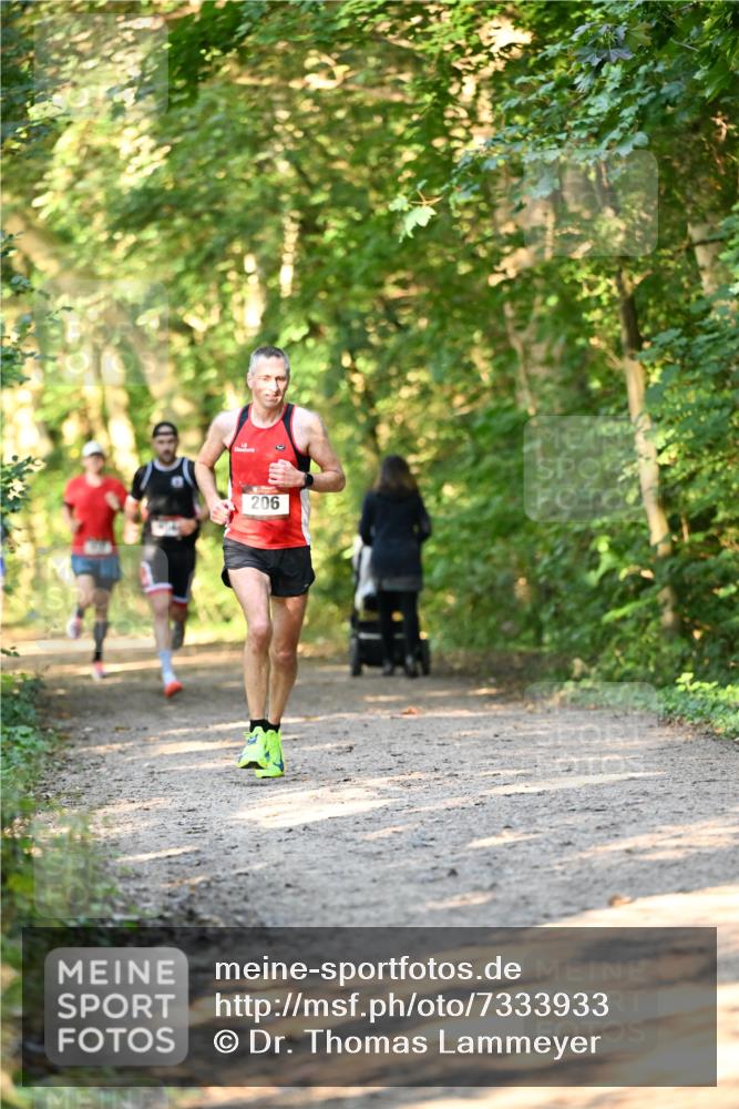 06.10.2024 - Bramfelder Halbmarathon 2024 Dr. Thomas Lammeyer http://msf.ph/oto/7333933 06.10.2024 09:47:43 Laufen 206 meine-sportfotos.de