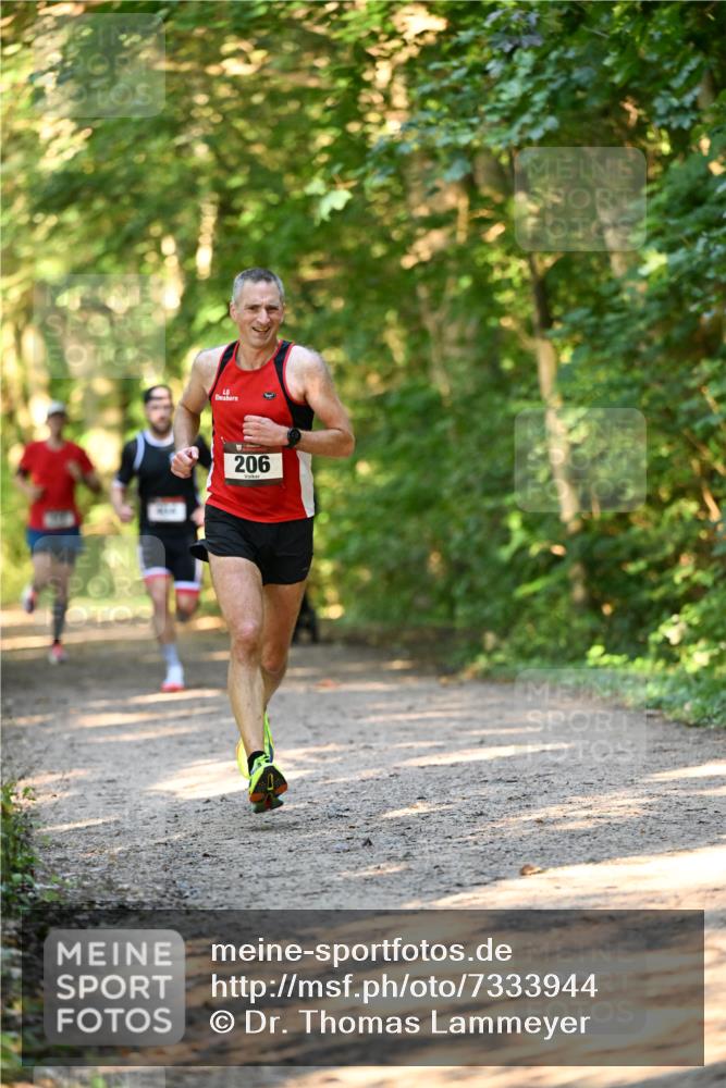 06.10.2024 - Bramfelder Halbmarathon 2024 Dr. Thomas Lammeyer http://msf.ph/oto/7333944 06.10.2024 09:47:45 Laufen 206 meine-sportfotos.de