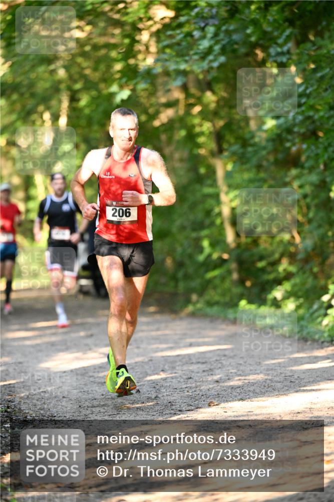 06.10.2024 - Bramfelder Halbmarathon 2024 Dr. Thomas Lammeyer http://msf.ph/oto/7333949 06.10.2024 09:47:45 Laufen 206 meine-sportfotos.de