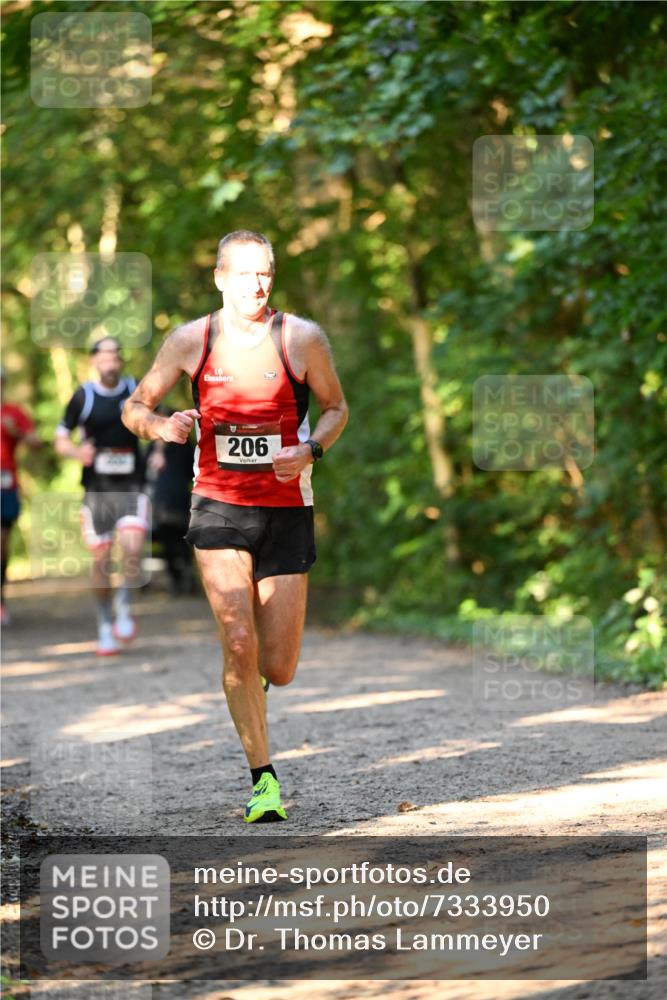 06.10.2024 - Bramfelder Halbmarathon 2024 Dr. Thomas Lammeyer http://msf.ph/oto/7333950 06.10.2024 09:47:45 Laufen 206 meine-sportfotos.de