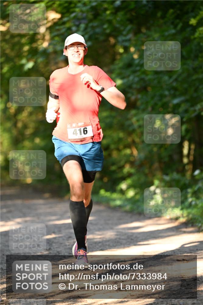 06.10.2024 - Bramfelder Halbmarathon 2024 Dr. Thomas Lammeyer http://msf.ph/oto/7333984 06.10.2024 09:47:52 Laufen 416 meine-sportfotos.de
