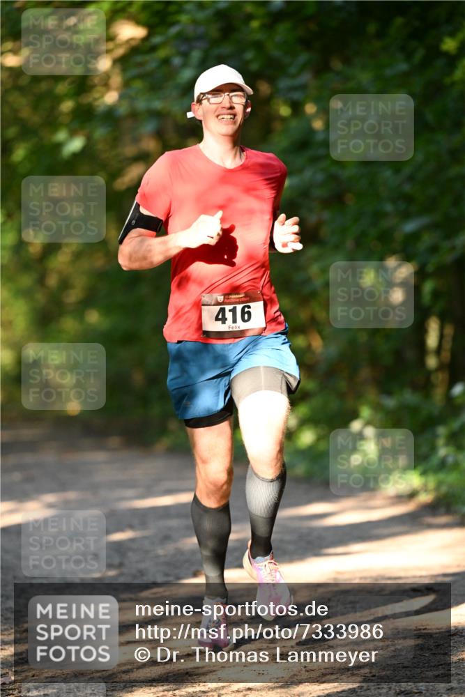 06.10.2024 - Bramfelder Halbmarathon 2024 Dr. Thomas Lammeyer http://msf.ph/oto/7333986 06.10.2024 09:47:52 Laufen 416 meine-sportfotos.de