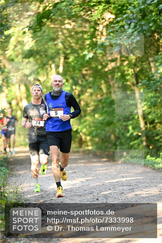 06.10.2024 - Bramfelder Halbmarathon 2024 Dr. Thomas Lammeyer http://msf.ph/oto/7333998 06.10.2024 09:47:56 Laufen 74 meine-sportfotos.de