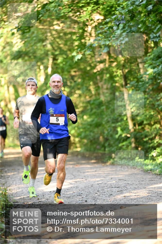 06.10.2024 - Bramfelder Halbmarathon 2024 Dr. Thomas Lammeyer http://msf.ph/oto/7334001 06.10.2024 09:47:56 Laufen 5 meine-sportfotos.de